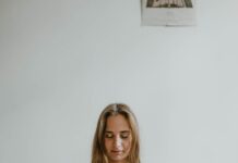 Is 5 Minutes of Mindfulness Enough? woman doing yoga inside a room